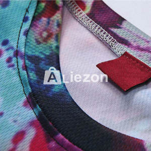 T-shirt de sublimation pour hommes de qualité supérieure de couleur unie - Product Image 3