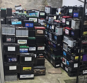 เศษแบตเตอรี่ตะกั่ว/เศษแบตเตอรี่รถยนต์ใช้แล้ว/แบตเตอรี่ตะกั่วกรดที่หมดการใช้งาน มีจำหน่ายในออสเตรียในราคาถูกและพร้อมส่งออก - Product Image 6