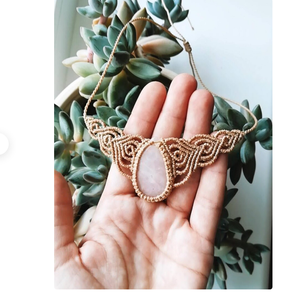 Trendy Fashion Jewelry Pearl Necklace Leaf Short Necklace Women America Gift Moonstone Pearl Necklace - Product Image 2