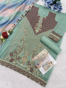 Elegante Top de Georgette Pesado con Dupatta de Organza y Adorno Latkan, Nuevo Lanzamiento, Shalwar Kameez con Trabajo Jari Multihilo, Estilo Indio-Pakistaní - Product Image 2