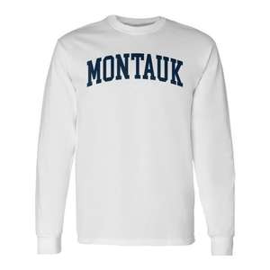 T-shirt a maniche lunghe Montauk bianca con scritta blu navy stile preppy - Product Image 1
