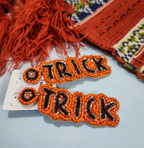 Trick Fashion Boucles d'oreilles pendantes de fête classiques Bijoux de perles de rocaille brodés à la main perlés - Product Image 1