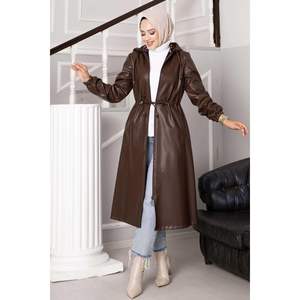 Chaqueta de cuero con capucha marrón - Product Image 1