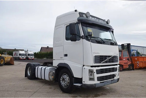 รถบรรทุกหัวลาก VOLVO FH 12.420 ปี 2003 มือสอง ยูโร 6 แรงม้าสูง สำหรับการขนส่งทางไกล กำลังสูง 530 แรงม้า รถบรรทุกหนักสำหรับขาย - Product Image 2