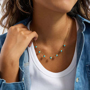 Collar de Acero Inoxidable Chapado en Oro de 18K J&D con Colgante de Flor Turquesa, Cadena de Eslabones Moderna, Regalo con Diamante y Perla - Product Image 6