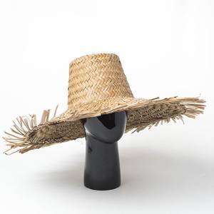 Chapeau de paille fait à la main, logo et tailles personnalisés, chapeau naturel en raphia de feuille de palmier à bas prix de l'usine vietnamien - Product Image 5