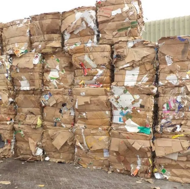 Harga terlaris kertas limbah OCC/OCC 11 dan OCC 12/kertas limbah karton bergelombang lama dalam jumlah besar
