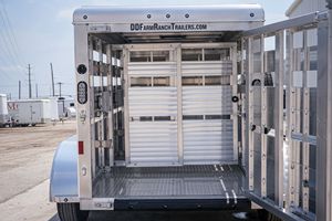 Meilleure Vente Remorque Économique pour 2 Chevaux à Chargement Direct Transport Spécial État Neuf Marque Chinoise HERUI Personnalisable - Product Image 4
