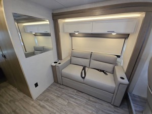 Nuevo T-h-o-r F-r-e-e-d-o-m T-r-a-v-e-l-e-r A-2-4 2026 listo para la venta - Product Image 4