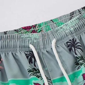 Short de bain femme à imprimé tropical, taille mi-haute, cordon de serrage, séchage rapide, décontracté, motif floral, en polyester tricoté - Product Image 2