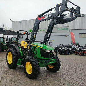 Tractor de demostración John Deeree 5058 E equipado con cargador Herculano HC 30 sin accesorios - Product Image 1
