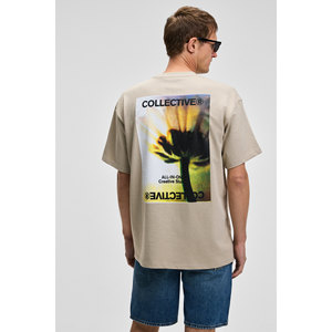 T-shirt à manches courtes surdimensionné en coton biologique 100% pour homme GRIMELANGE COLLECTIVE avec broderie sur le devant et détail imprimé au dos - Product Image 1