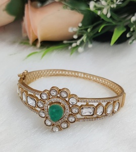 สร้อยข้อมือ polki ทองเหลืองแบบเปิดได้สำหรับผู้หญิงหรูหราระดับพรีเมียมเหมาะสำหรับงานปาร์ตี้สวมใส่สบายๆสร้อยข้อมือสวมใส่น้อยที่สุด - Product Image 5