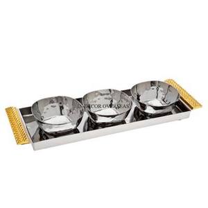 Lot de 3 bols de forme ronde polie brillante argentée à texture martelée la plus demandée avec plateau pour servir des fruits secs et des bonbons - Product Image 1