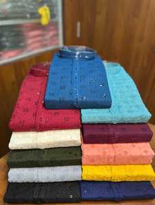 Hombres de la mejor calidad Kurta para adultos Algodón Seda para bodas Fiestas Casual Uso diario Dibujado a mano Impreso Diseño elegante Exportación - Product Image 2