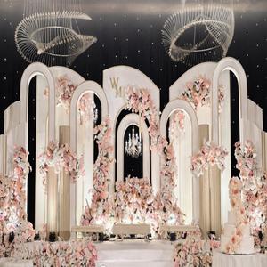 Trending Canadian Style Wedding Stage Impresionante tema moderno Wedding Stage - Product Image 1