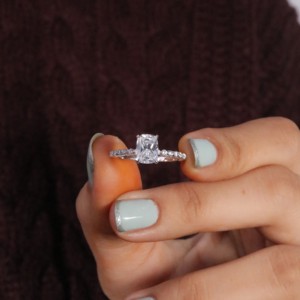 Anillo de compromiso de oro macizo de 14K personalizable VS corte ovalado IGI Lab aniversario diseño profesional para fiestas anillos finos - Product Image 6