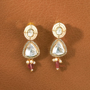 Boucle d'oreille classique Kundan artificielle avec exportateur de bijoux de mode plaqué or en Inde - Product Image 5