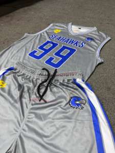 Tenues de basketball personnalisées OEM de haute qualité pour hommes adultes – Respirantes, anti-humidité, séchage rapide, sans manches, imprimées par sublimation - Product Image 5