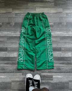 กางเกงวอร์มผ้าไนลอนสำหรับผู้ชายกางเกงวิ่งขาใหญ่ทรงแบ็กกี้น้ำหนักเบาพิมพ์ลายสกรีนผ้าไหมแห้งเร็ว - Product Image 6