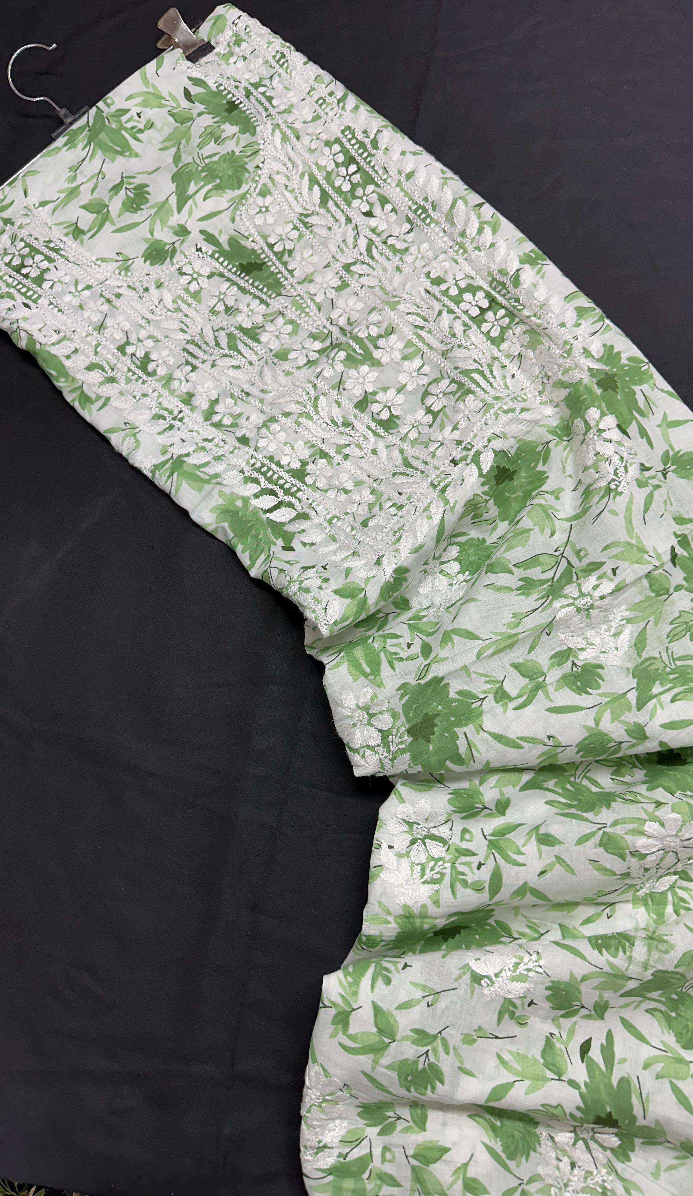 สีเขียว