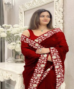 SÉQUENCE DE BRODERIE GEORGETTE ATTRACTANTE AVEC BLOUSE NON COUCHÉE VÊTEMENT DE FÊTE PRIX DE GROS VÊTEMENT ETHNIQUE ROUGE - Product Image 2