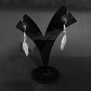 Pendientes colgantes Jewljunk con diseño de hoja oxidada 1314569 - Product Image 1