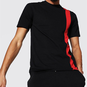 Ensemble t-shirt et short personnalisés pour hommes de bonne qualité OEM pour la vente en gros de vêtements de gym ensemble de t-shirt et short assortis en coton pour hommes - Product Image 5
