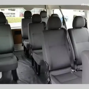 Toyota Hiace 2024 d'occasion en excellent état, conduite à gauche, sièges en cuir, caméra de recul, norme Euro IV, écran tactile, 75-100 000 milles - Product Image 5