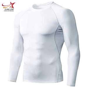 Camiseta de compresión de alta calidad para hombre, camiseta de entrenamiento de gimnasio y yoga, personalizable, de gran tamaño, de alta visibilidad - Product Image 5