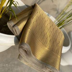 Dernière tenue de designer à feuilles persistantes haute sur demande Banarsi Handloom Silk Saree Blouse With Weaving Work Manufacturer From India - Product Image 4