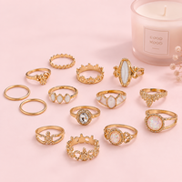 Ensemble de bagues empilables en alliage doré style bohème, avec opale vintage, cristal, couronne et feuille, bijoux de mode pour femmes