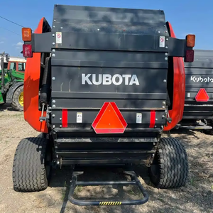 Presse à foin ronde Kubota BV4160 équipement agricole d'occasion avec moteur et composants du noyau du moteur - Product Image 4