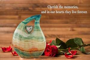 Urna de cremación en forma de lágrima de metal sólido Diseño moderno único para cenizas Corazón amoroso y urnas funerarias conmemorativas - Product Image 2