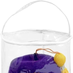 Étui pour fez maçonnique - Matériau transparent avec fermeture éclair, type de tissu : plastique. Instructions d'entretien : Lavage à la main uniquement. - Product Image 1