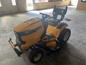 Nuevo Tractor Cortacésped Cub Cadet XT1 LT46 Serie Enduro de 24HP, Eléctrico, 4 Tiempos, para Jardines Grandes, Plataforma de Corte Duradera y Suave - Product Image 4