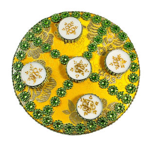 Vente chaude 2025 forme ronde vert Mehndi plateau dernier Style moderne Mehndi plaques/plateau OEM entretenu personnalisé picorer - Product Image 1