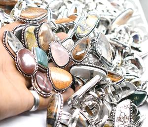 Bague de créateur faite à la main en plaqué argent avec mélange de jaspe ovale Autres pierres précieuses Lot Design pour femmes filles pour mariage ou fiançailles - Product Image 3