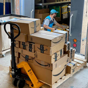 Service de consolidation et de palettisation de cartons aux États-Unis |   Préparation des envois FBA |   JAG Midwest Logistics Chicago 3PL - Product Image 5