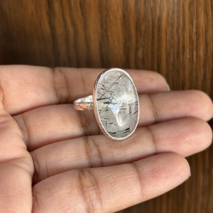 แหวนรูไทล์สีดำขายส่ง แหวนเงินชุบประดับพลอยสำหรับงานแต่งงาน งานหมั้น งานเลี้ยง ของขวัญ เครื่องประดับแฟชั่น - Product Image 2