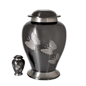 Urne de crémation en laiton gravée avec finition Antique, de qualité supérieure, fabriquée à la main, meilleure vente, urne de cendres humaines - Product Image 5