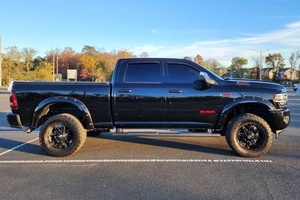 LISTO PARA ENVIAR, RHD/LHD, RAM 2500 CAB 2022, 4X4, MOTOR HEMI V8, TRACCIÓN EN LAS 4 RUEDAS - Product Image 4