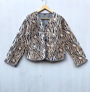 Chaqueta Acolchada de Algodón Boho Hecha a Mano para Mujer, Abrigo con Estampado de Bloques, Fabricante al por Mayor al Mejor Precio - Product Image 3