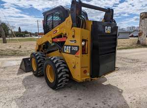 รถตัก242D รถตักตีนตะขาบ2023 - Product Image 4