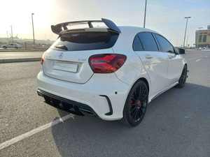 Mercedes-AMG A45 Berline d'occasion 2018 Essence Automatique Conduite à Gauche Sièges en Cuir Intérieur Sombre Toit Ouvrant Panoramique Régulateur de Vitesse Adaptatif - Product Image 5