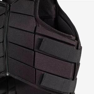 Protector Corporal Flexible para Equitación, Chaleco de Seguridad Acolchado Suave, Ropa Exterior Ligera y Transpirable para Jinetes Profesionales - Product Image 6