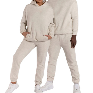 Ensemble de survêtement pour homme tendance 2026, vente en gros, logo personnalisé, vêtements de sport décontractés de haute qualité, jogging, tenue de fitness, approvisionnement OEM, unisexe - Product Image 4