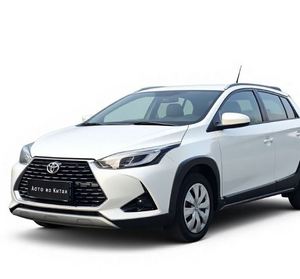 Yaris 2022 en excellent état, design moderne, caractéristiques de sécurité, performances fiables - Product Image 1