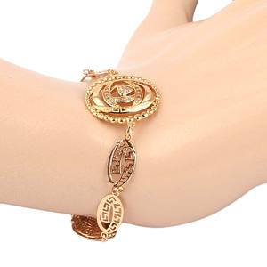 Pulsera Elegante para Mujer - Dorada - Product Image 2