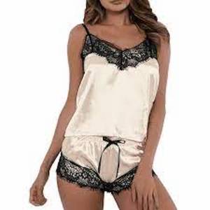Conjunto de tres piezas de bambú con tirantes finos, conjunto de Bata y pantalón para mujer, bata suave para mujer, conjunto de ropa de dormir de lujo de 3 piezas para mujer - Product Image 4